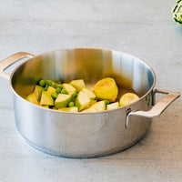 Signature Casserole with Lid