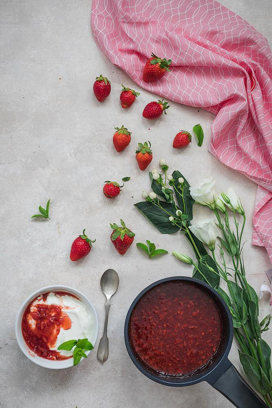 Mermelada de fresas casera con crema de yogur