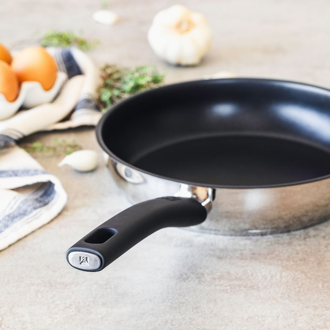 Engineered Bra Pan Set 18-22-26 cm BRA Non-Stick Stainless Steel Edition – Cocina con BRA