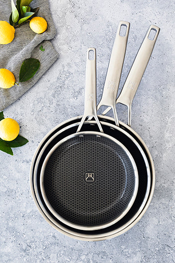 Set de 3 sartenes acero inoxidable con fondo de abeja Hybrid Cell