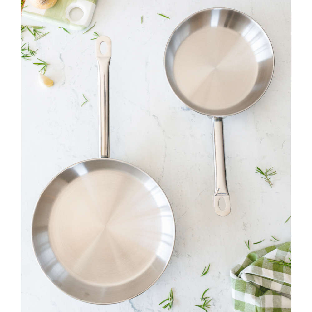 Set of 2 professional stainless steel frying pans without non-stick co ...